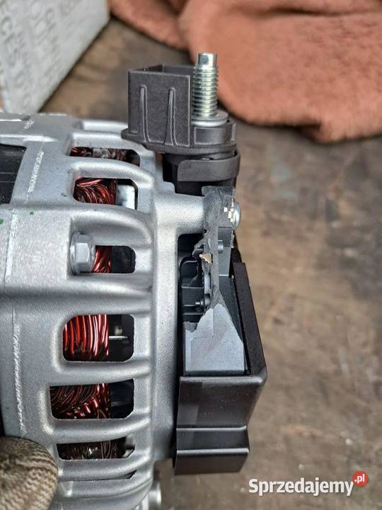 Alternator Nissan Micra K14 10 SCe 231002517R osobowe