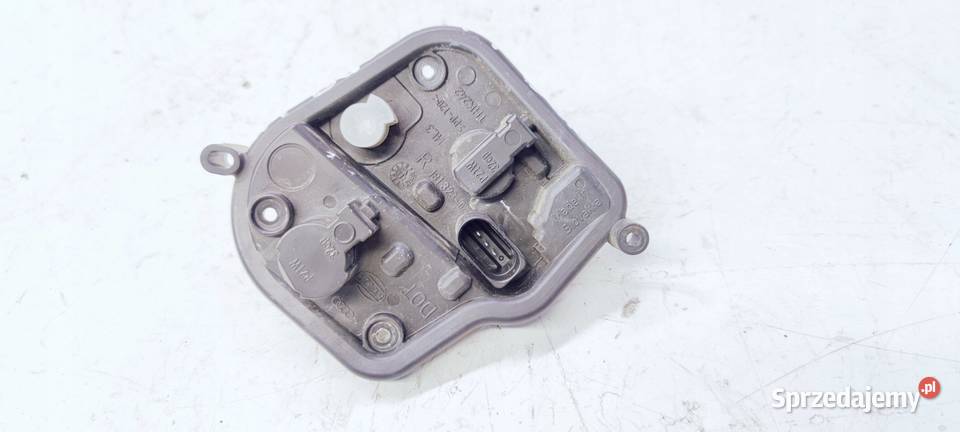 WKŁAD LAMPY PRAWY TYŁ BŁOTNIK AUDI A4 B8LIFT Przystajń