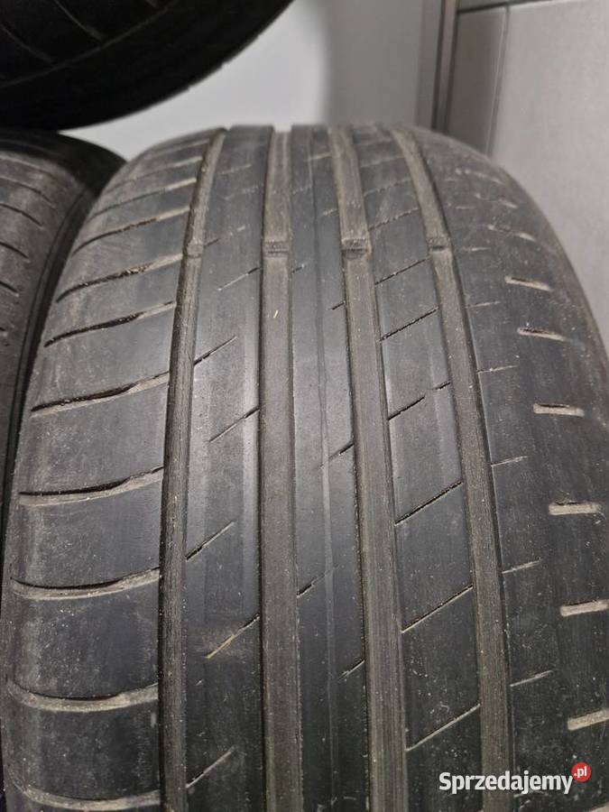 22555R16 Good Year Efficient Grip