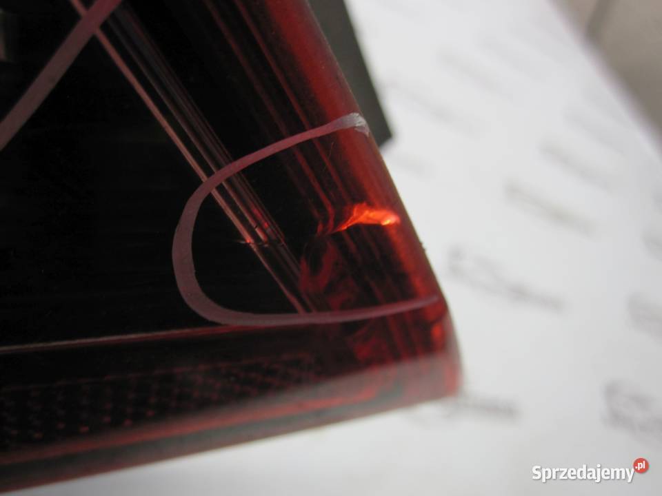 OPEL CORSA E 17r lampa lewa tył 30068625 Kielce sprzedam