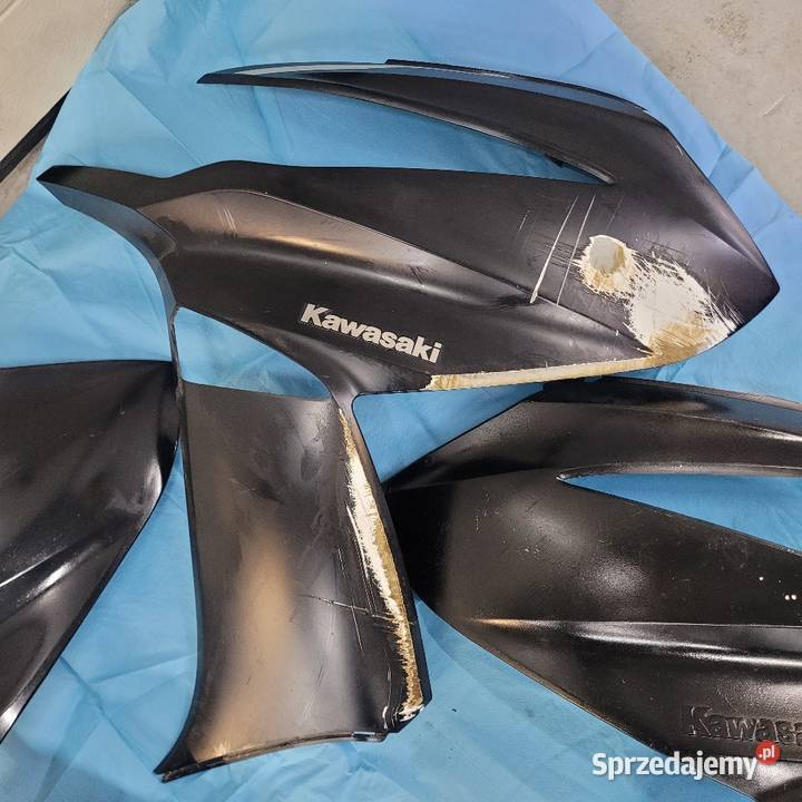 Kawasaki J 300 J 125 owiewka bok osłona prawa Elementy nadwozia Nowy Tomyśl