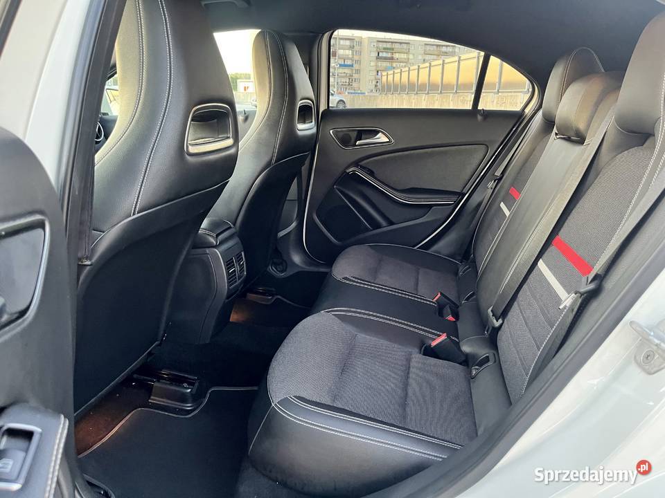 MercedesBenz A180 16 Benzyna Automat Skóra Navi