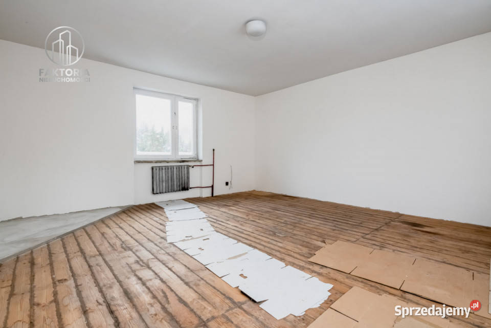 sprzedaży lokalu 300m2 Księżyno Pawia