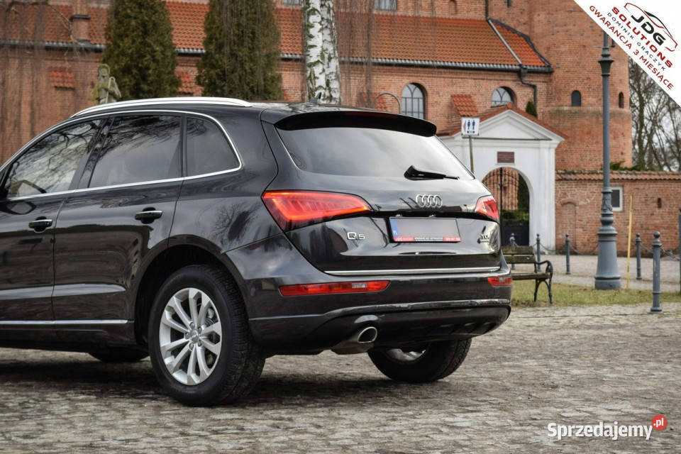 Audi Q5 Z polskiego salonu Serwis ASO Mocca Rok produkcji 2014 Sochaczew sprzedam