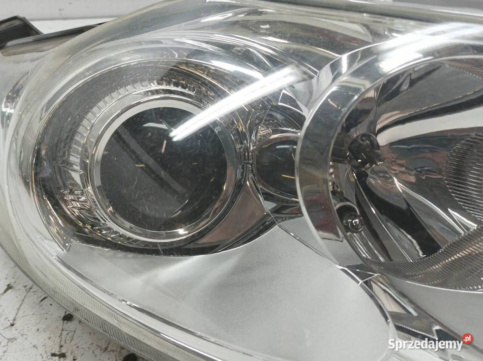 LAMPA PRZÓD PRAWA SOCZEWKA EU PRZED LIFT osobowe sprzedam