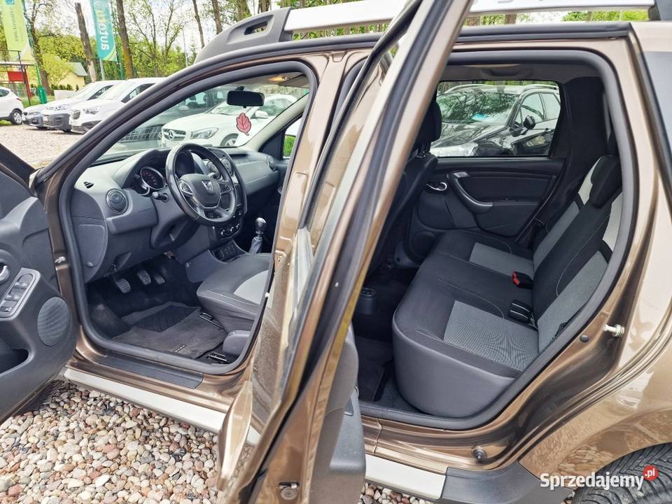 DACIA DUSTER 15 DIESEL SPROWADZONY Rok produkcji 2017 Białystok
