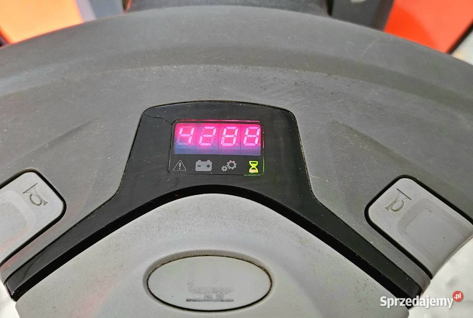 Używany paleciak elektryczny BT wstępne Celiny