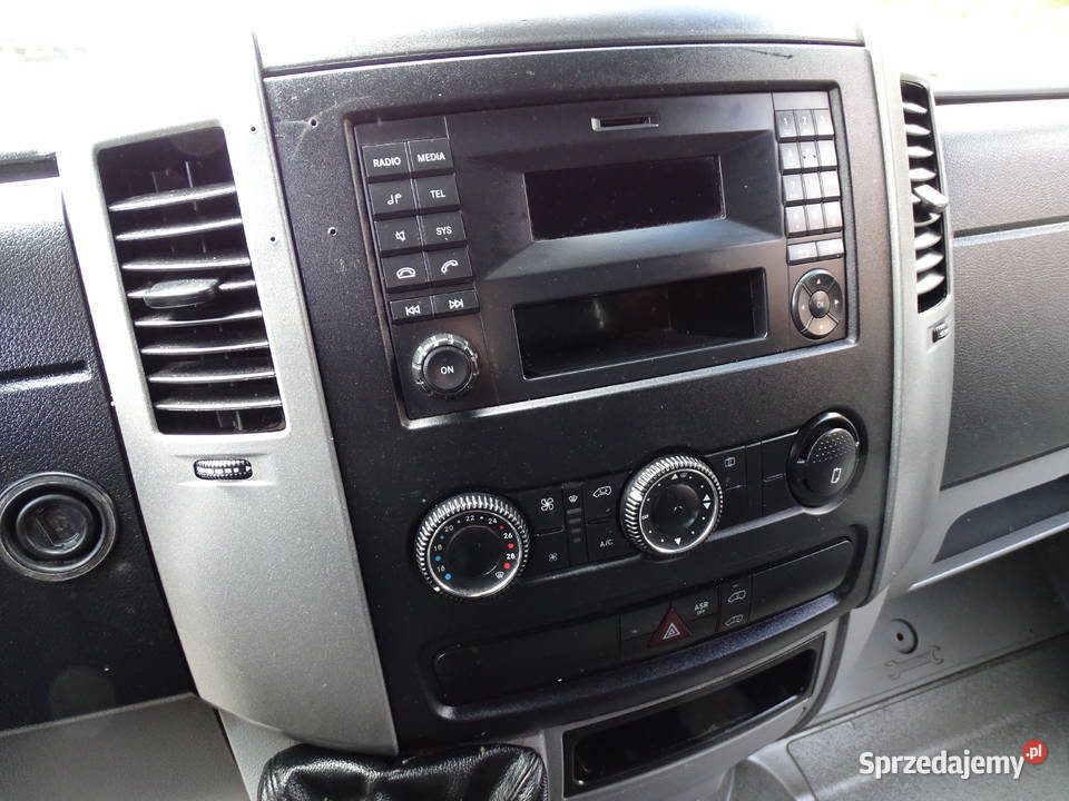 MercedesBenz Sprinter 313 CDI 130 koni L4 H2 2200cm3 wielkopolskie Poznań
