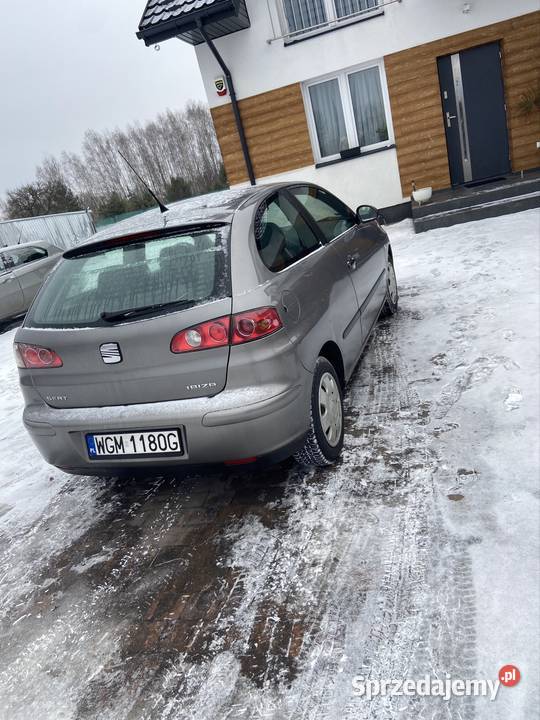 Seat Ibiza III 6l 12 benzyna ekonomiczny 2/3 Bednary