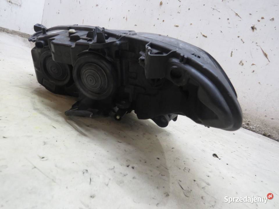 LAMPA PRAWA PRZEDNIA PRZÓD ŚLIZG MONDEO MK5 LIFT