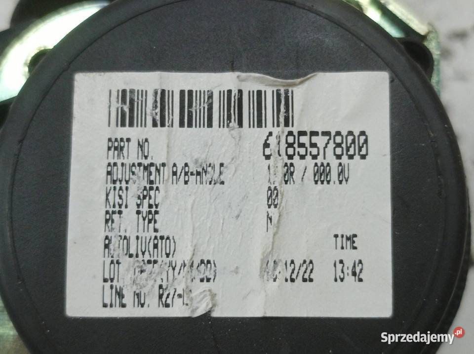 PAS BEZPIECZEŃSTWA PRAWY TYŁ 618557800 Toyota