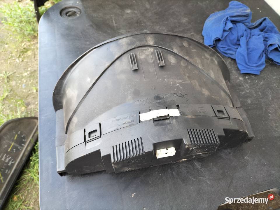 LICZNIK ZEGARY Mercedes C W203 VDO110008896011 Kamień-Kolonia