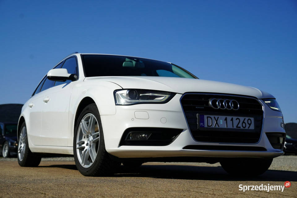 Audi A4 QUATTRO bixenonled NAWI grzane fotele 177KM Otmuchów