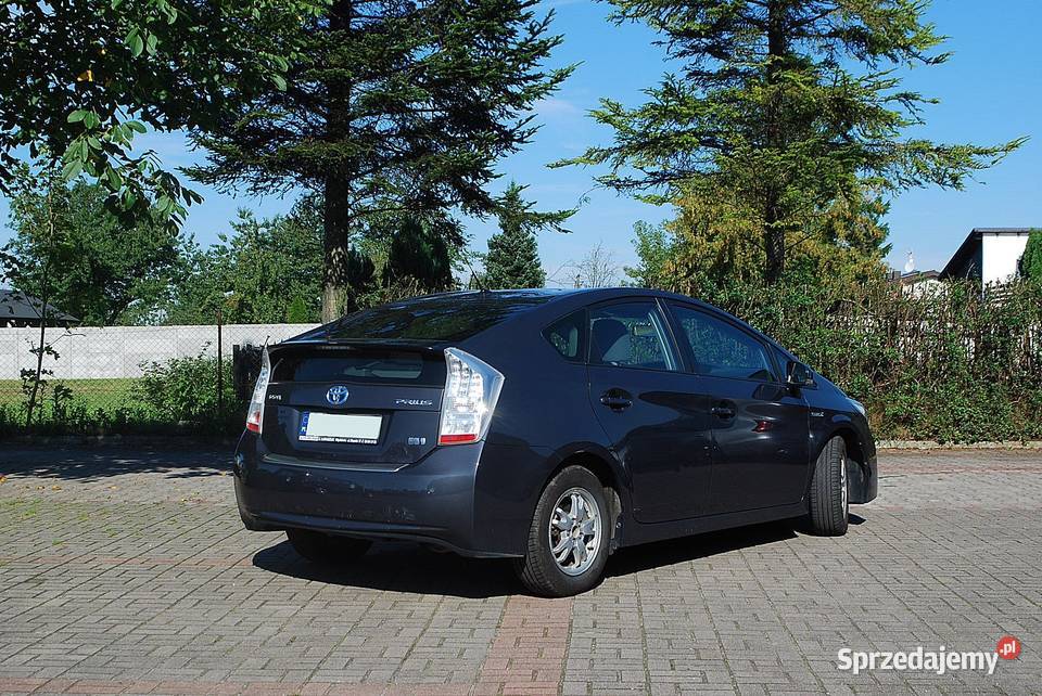 Toyota Prius 18 benzynaGAZ LPG Hybryda nieuszkodzony Włynkówko