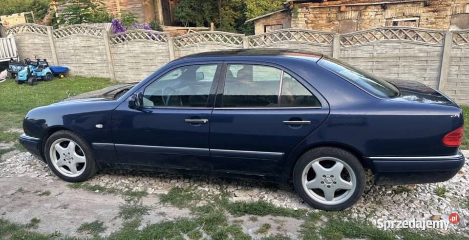 Mercedes w210 22 Szydłowiec sprzedam