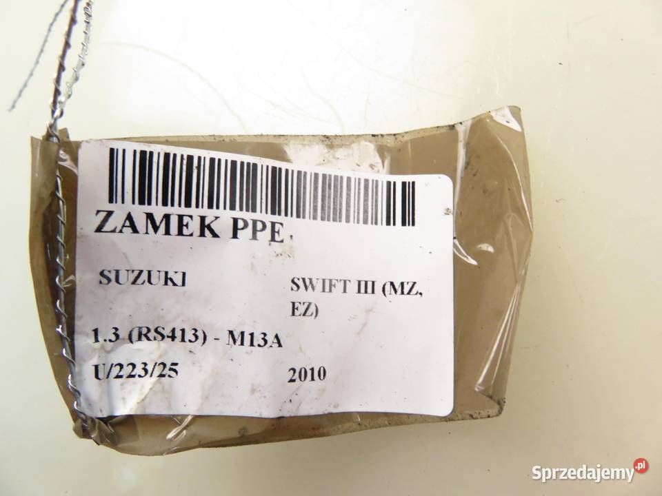 ZAMEK PRAWY PRZEDNI SUZUKI SWIFT MK6 8220162J30