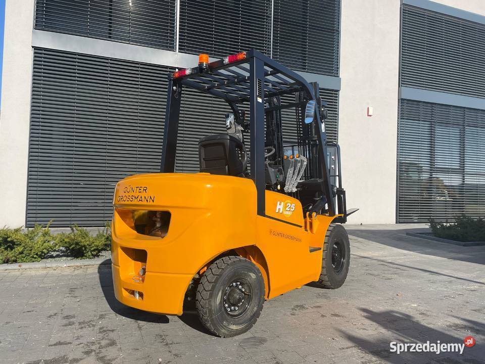 Nowy wózek triplex diesel Gunter Grossmann 25T Poznań