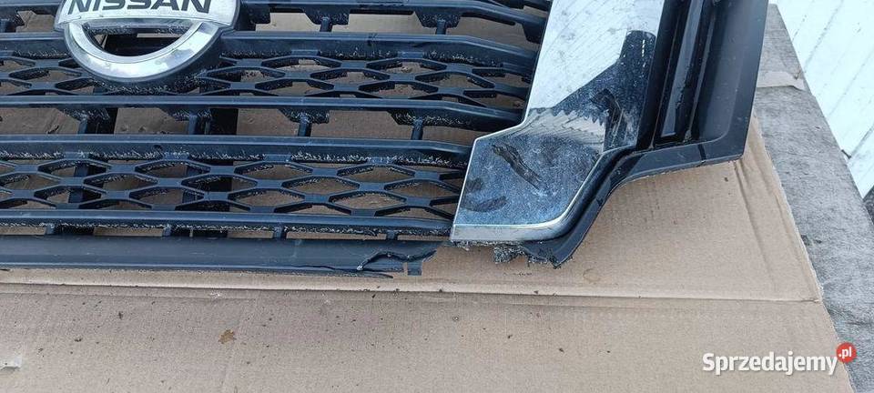 NISSAN NV400 LIFT GRILL ATRAPA