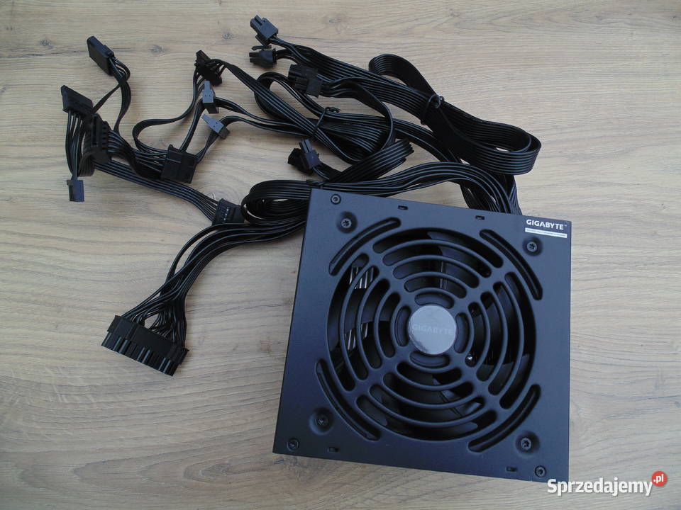 Zasilacz komputerowy Gigabyte P550B 550W 80 Plus