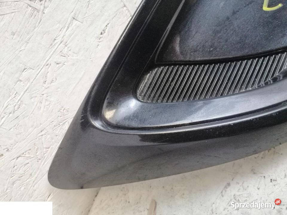 Toyota Auris II ramka zderzaka przód lewa Karoseria Kozubszczyzna