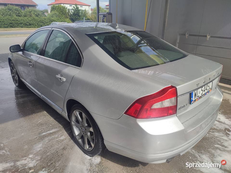 Volvo S80 32