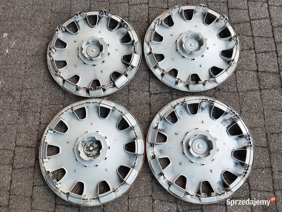 Kołpak Skoda 15 1U0601147G Octavia sztukę śląskie Kamieniec sprzedam