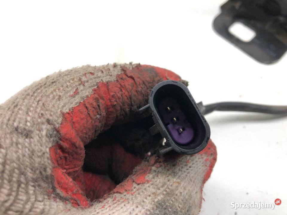 ZAMEK MASKI CHEVROLET CRUZE Hatchback