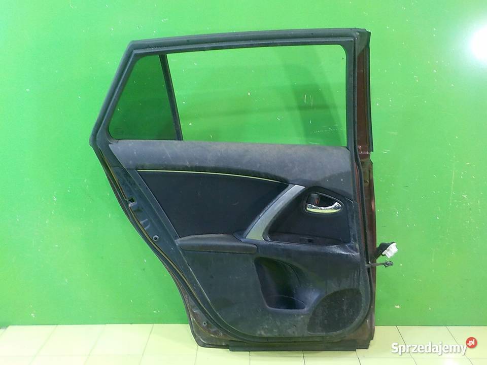 TOYOTA AVENSIS III T27 LIFT I 18 B 12r KOMBI 5D osobowe Suków