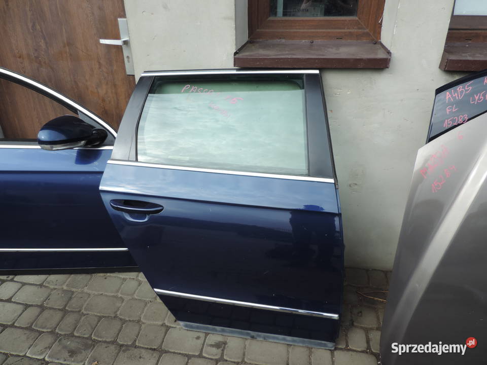 VW PASSAT B6 KOMBI DRZWI PRAWE PRAWY TYŁ TYLNE Drzwi Nowy Sącz