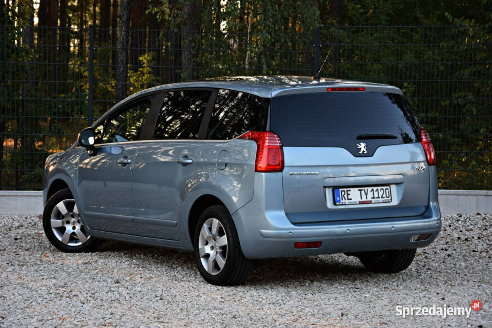 Peugeot 5008 16 HDI 114 139 7 Osób Navi niebieski Ostrów Mazowiecka