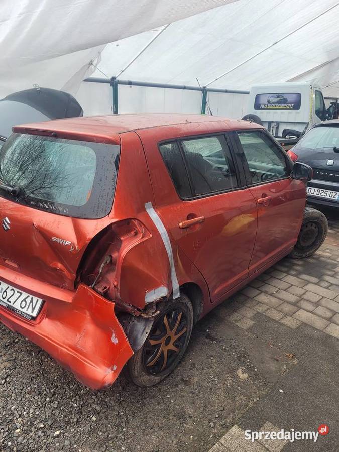 Suzuki swift III kolor ZFS 2006 na części 1300cm3 Kończyce Małe sprzedam