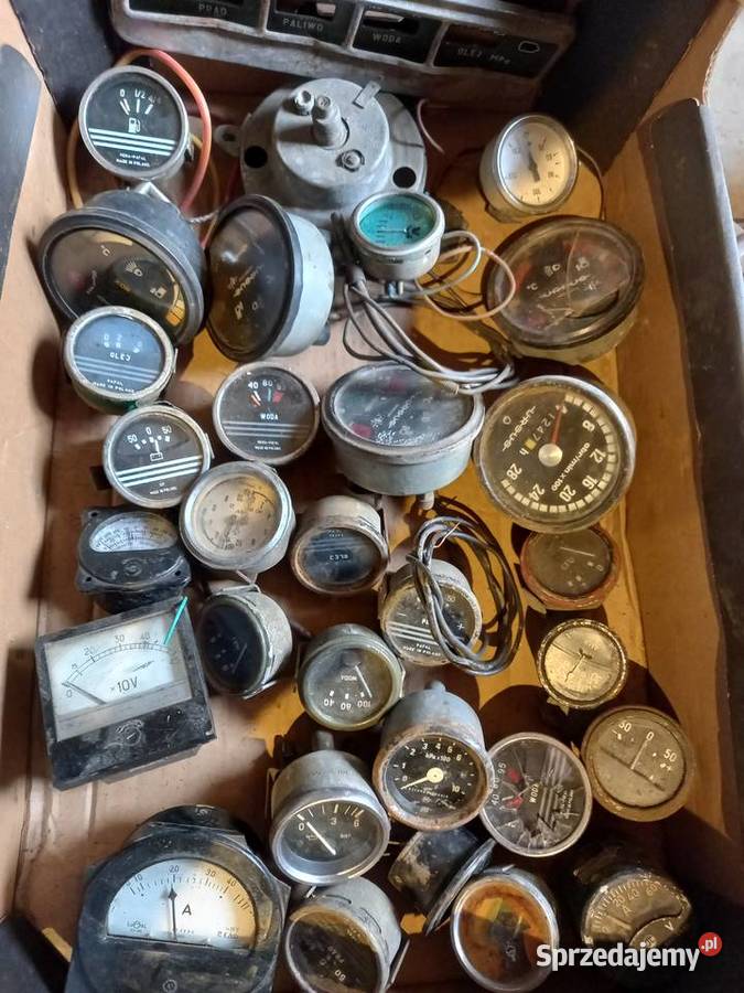 Wskaźniki zegary Prl warszawanysa ursus żuk Pozostałe Legnica