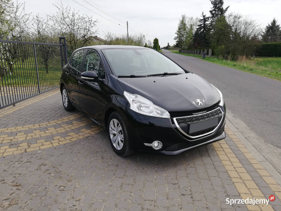 Peugeot 208 12Benzyna 82 4drzwi klima hak nieuszkodzony Sompolno