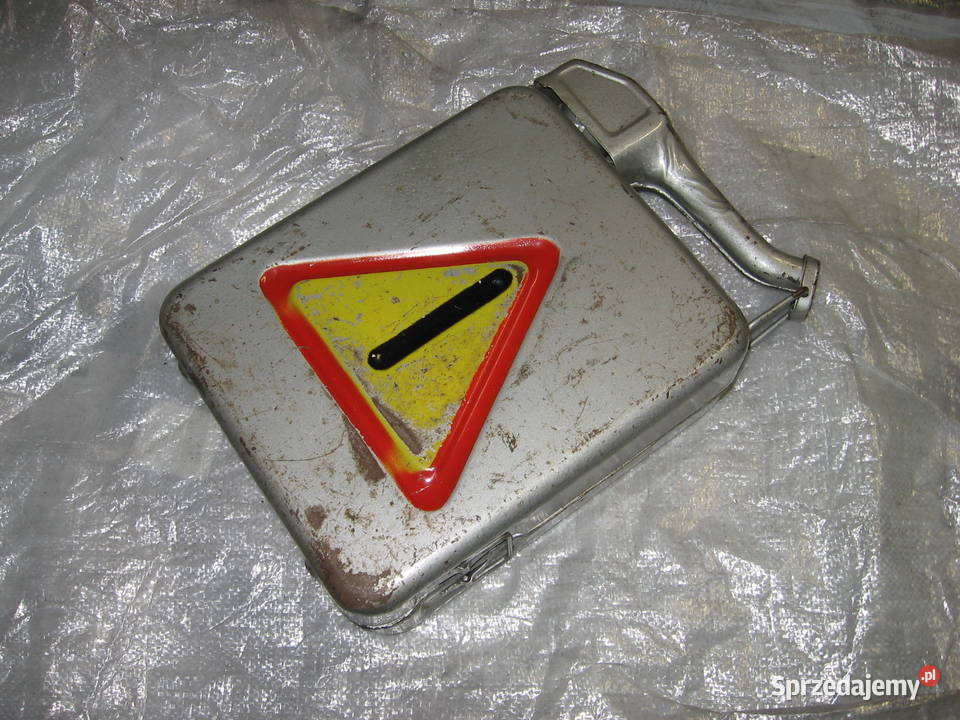 Kanister 10L Fiat 125p POLONEZ Żuk FIAT 126p Kanistry, lejki i pompki Przemyśl sprzedam