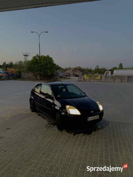 Ford fiesta 135k przebiegu sprzedam