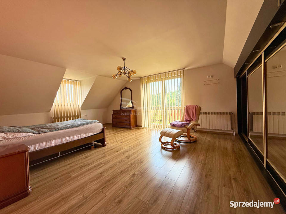 Dom rodziny na pięknej działce Zarudzie 252m2