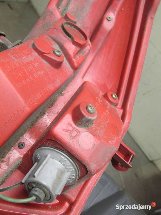 Tylna prawa lampa Suzuki Burgman 650 03r Sandomierz