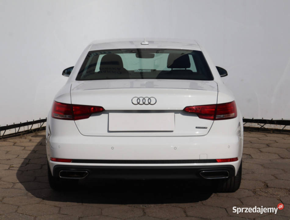 Audi A4 40 TDI biały sprzedam