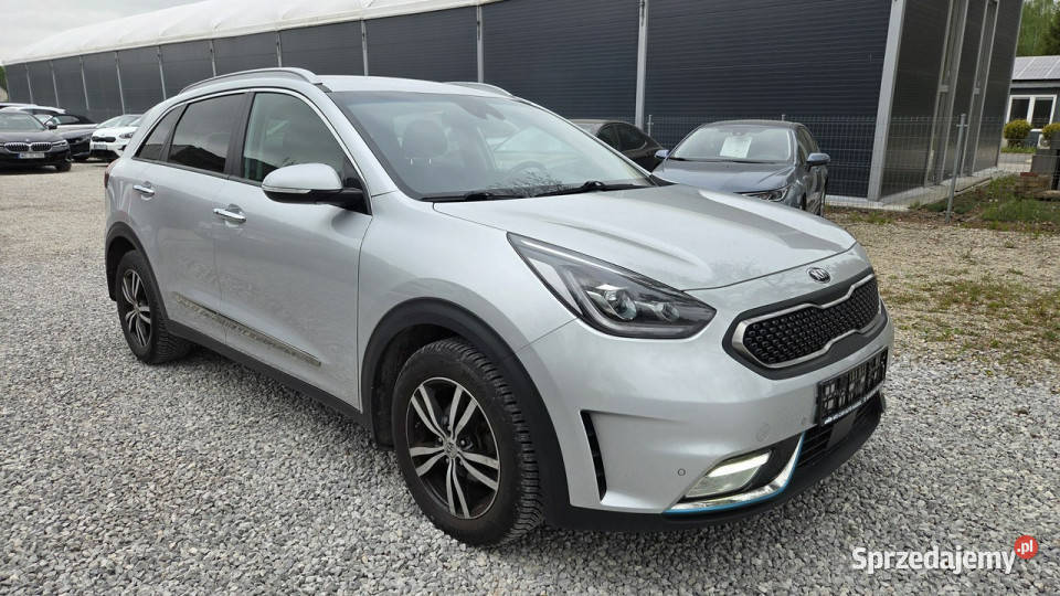 Kia Niro 16 GDI 140 Plug in 85 Kamera Navi Skóra Otwock Mały
