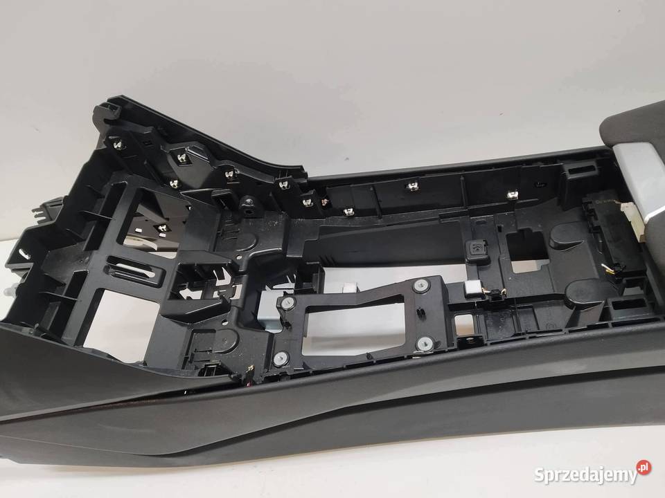 TUNEL ŚRODKOWY PODŁOKIETNIK Audi A6 V 2018 C8 świętokrzyskie