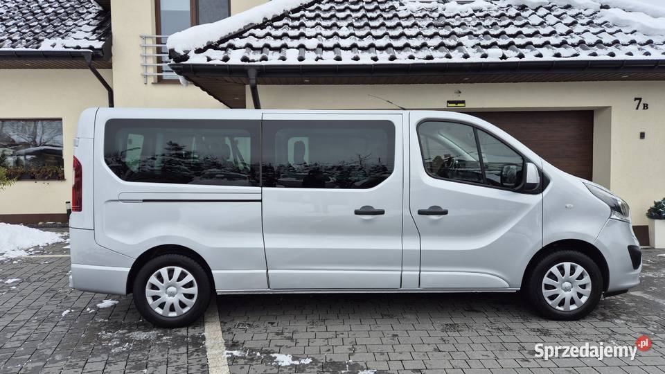 OPEL VIVARO z FV 23 Bezwypadkowy krajowy 9 226000km Kraków sprzedam