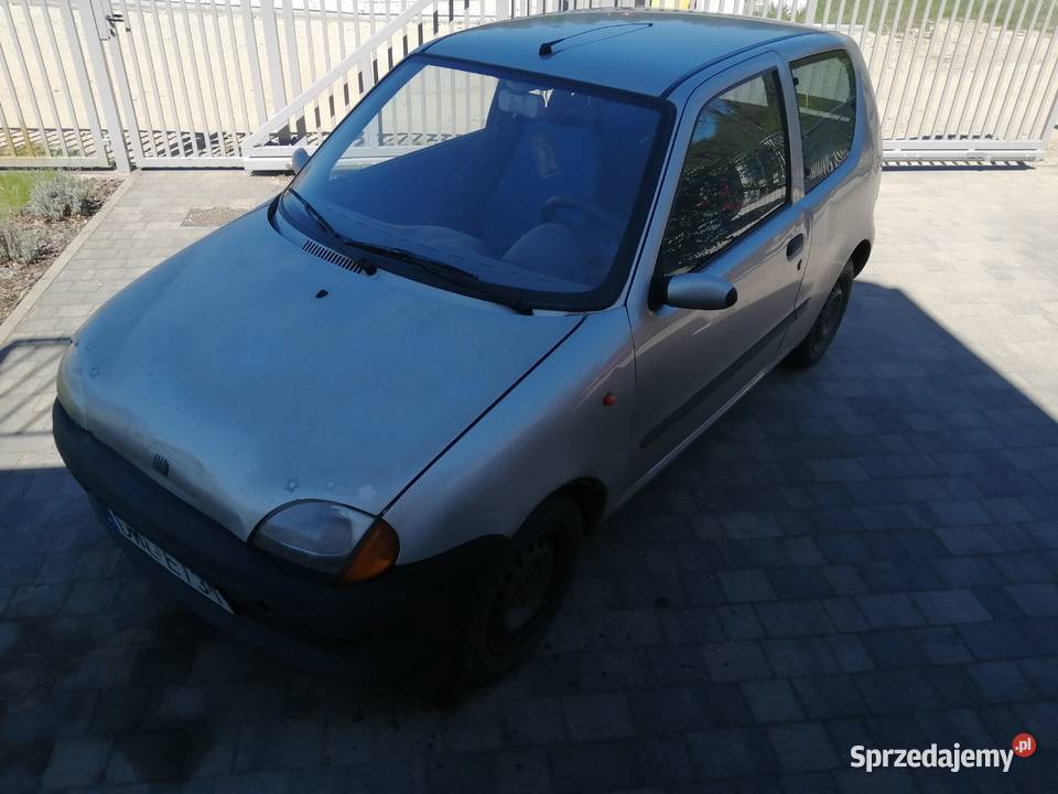 Fiat Seicento 11 gaz Wołów