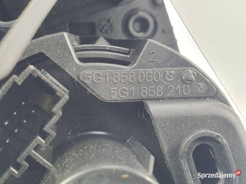 WŁĄCZNIK ŚWIATEŁ VOLKSWAGEN GOLF VII 5G1858060 osobowe kujawsko-pomorskie Lipno