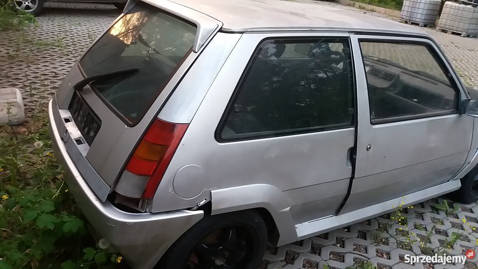 Renault 5 turbo opuszczone Boga i ludzi swap Józefów