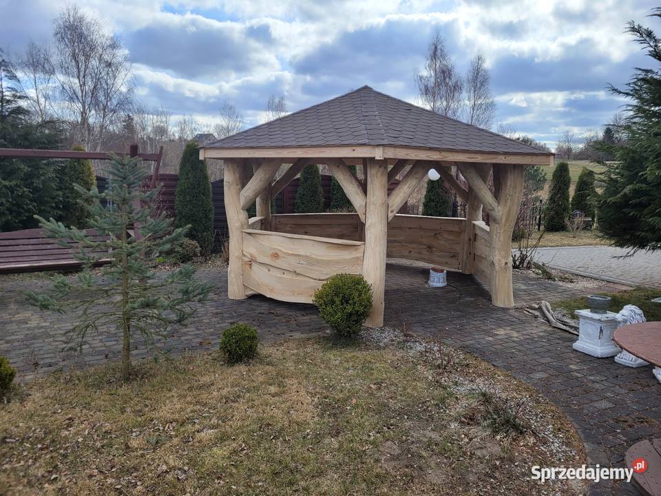 Altana z bali sześcio kątna Architektura ogrodowa śląskie Ślęzany