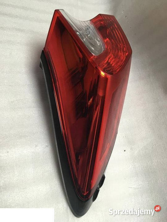 TOYOTA CHR CHR LAMPA TYLNA LEWA 81560F401000