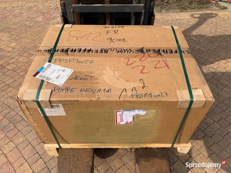 Pfeiffer Hena 101 Vacuum Pump