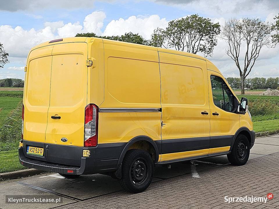 Ford TRANSIT blaszak 4x2 2015 sprowadzony