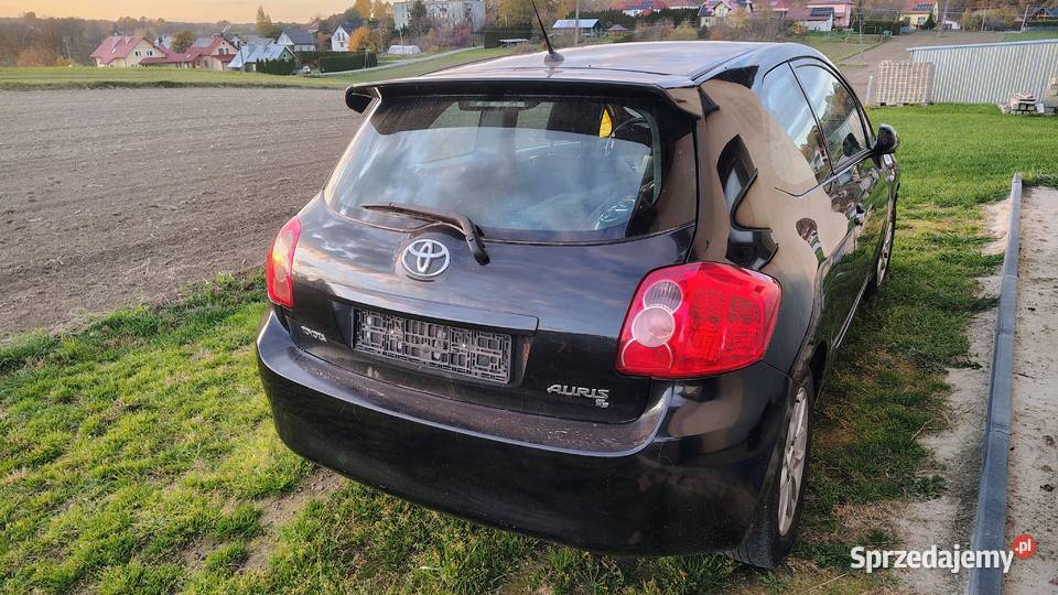 Toyota Auris I 14 D4D 3D na części Grodzisko Dolne