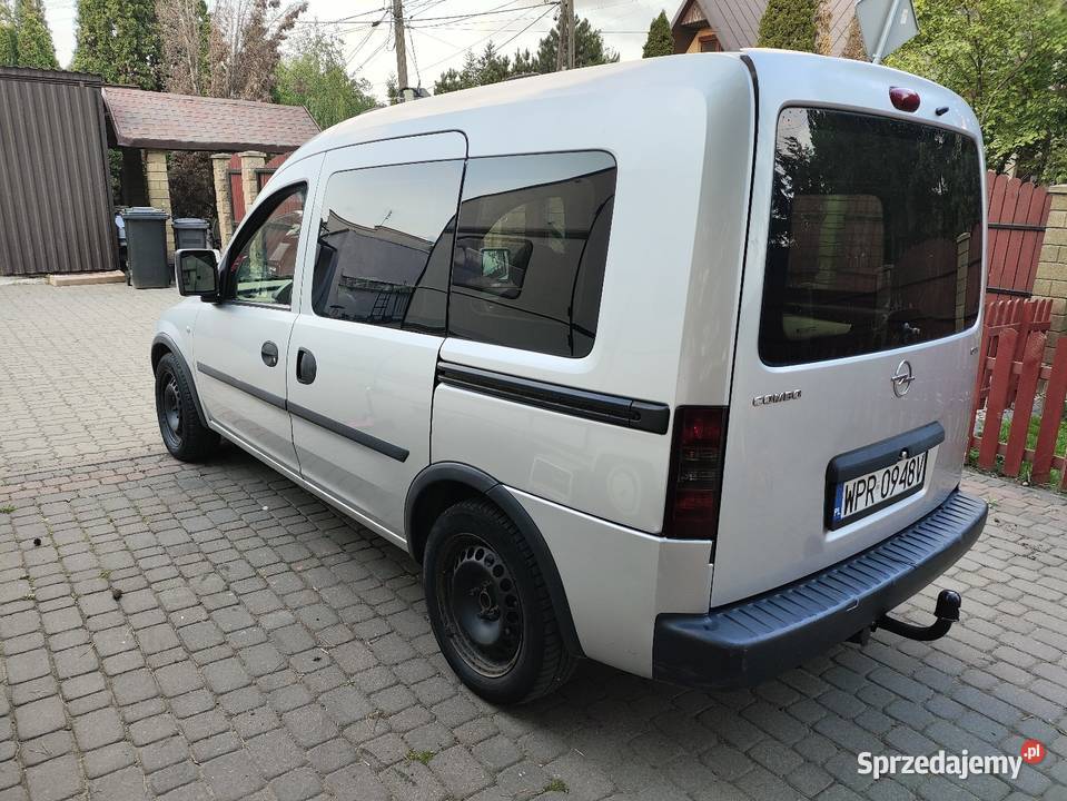 Opel Combo 13 ctdi osobowy 2008 hak mazowieckie Raszyn